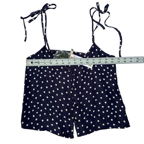 Amuse Society Sz XS Cami Crop Blue White Tie Strap Top Sara Outer Bnaks NWT READ - Picture 6 of 15